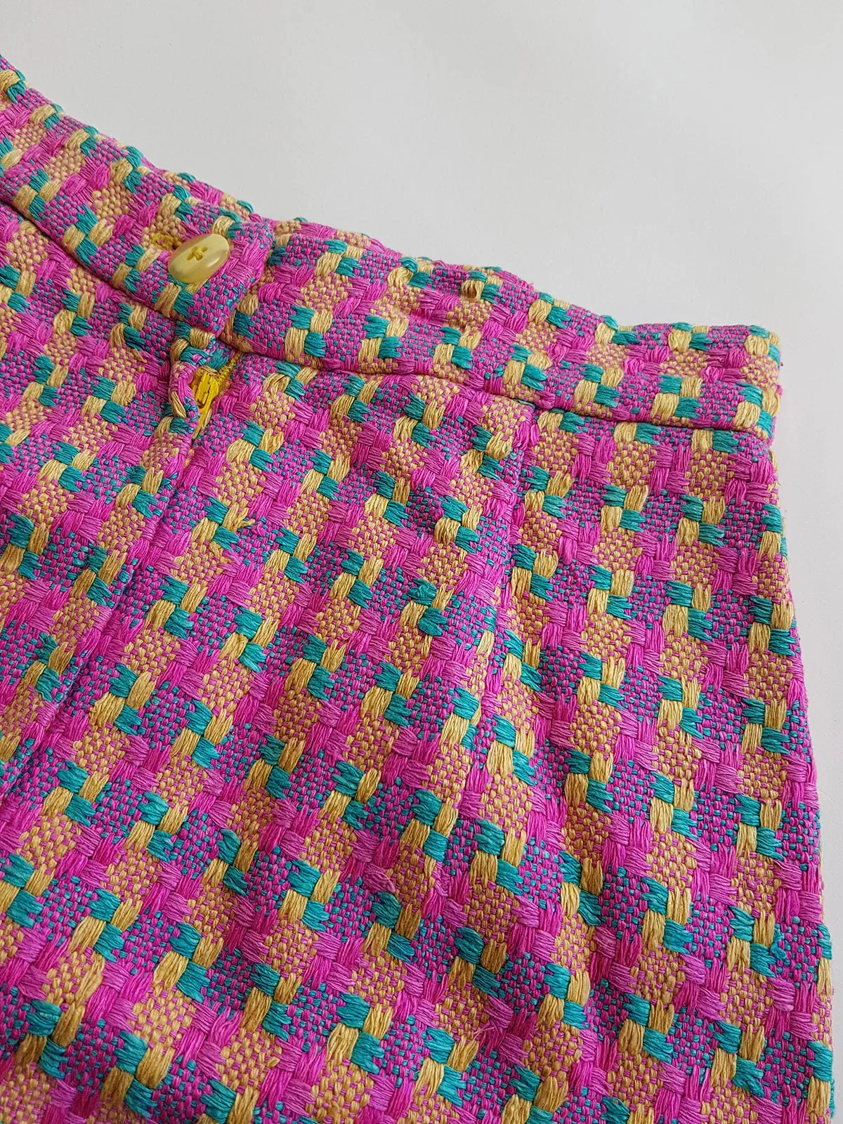 100% Pure Silk Vintage Legally Blonde Pink Pencil Skirt -  1980s Office Siren - Woven Silk Thread in Pink Yellow & Blue - Above Knee - Light & Breezy - Versatile Separates Piece