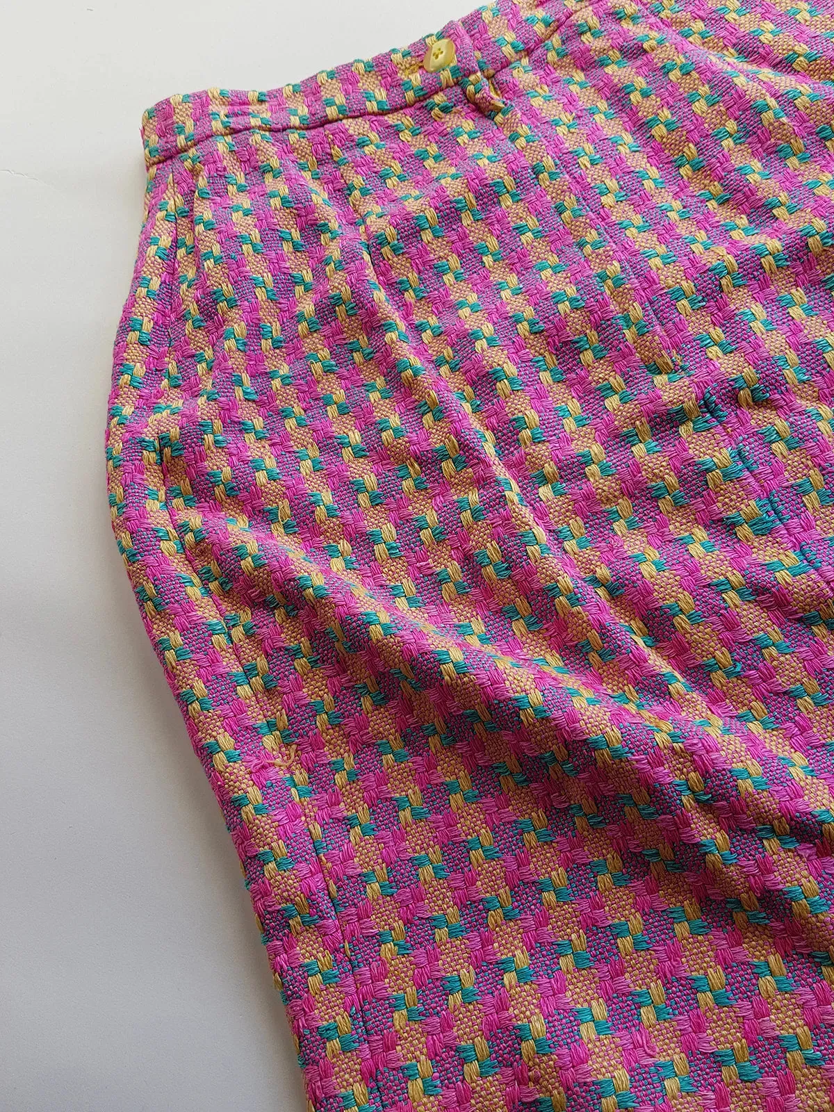 100% Pure Silk Vintage Legally Blonde Pink Pencil Skirt -  1980s Office Siren - Woven Silk Thread in Pink Yellow & Blue - Above Knee - Light & Breezy - Versatile Separates Piece