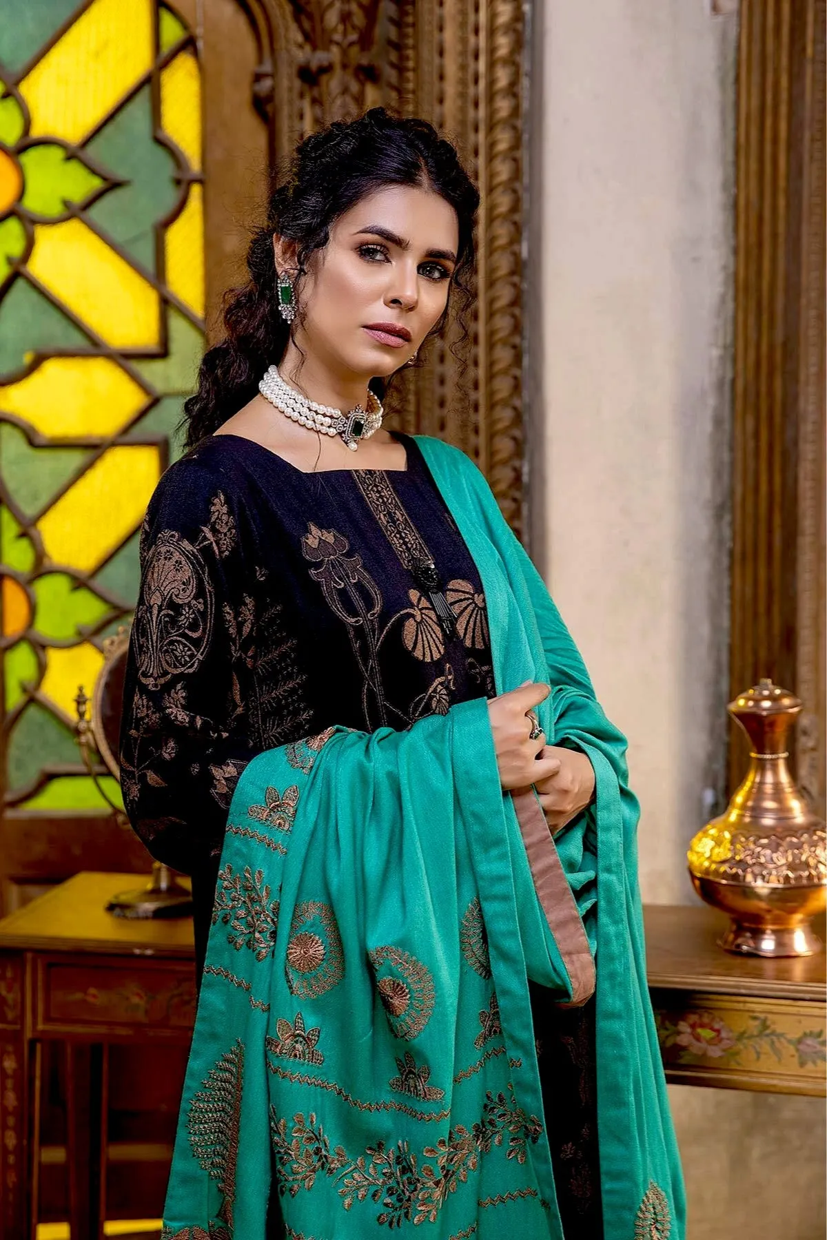 Charizma Signature · Embroidered Leather Jacquard with Shawl – CLJ-12