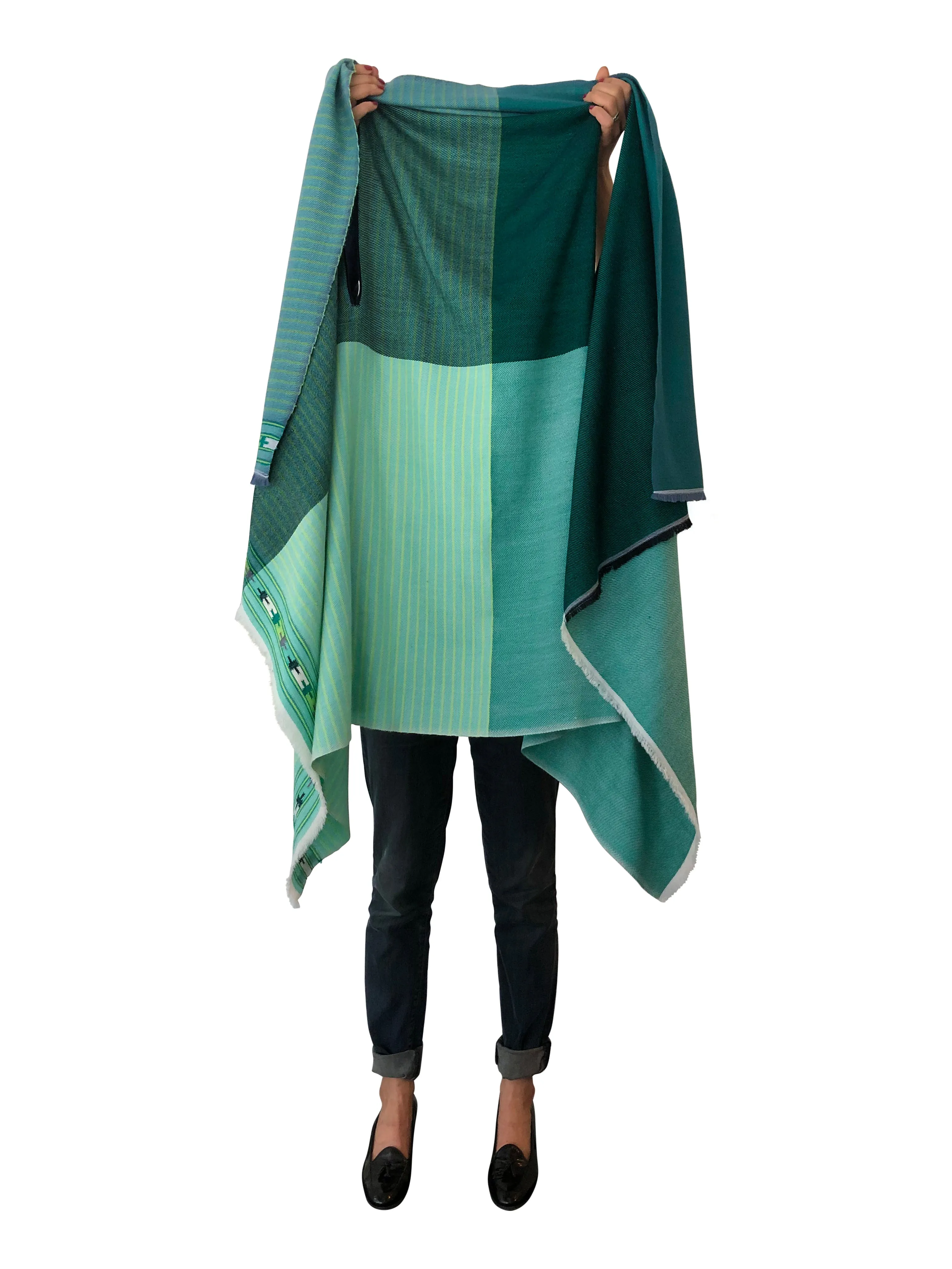 JULAHAS  Light Wool Cape Fusion Green Plus