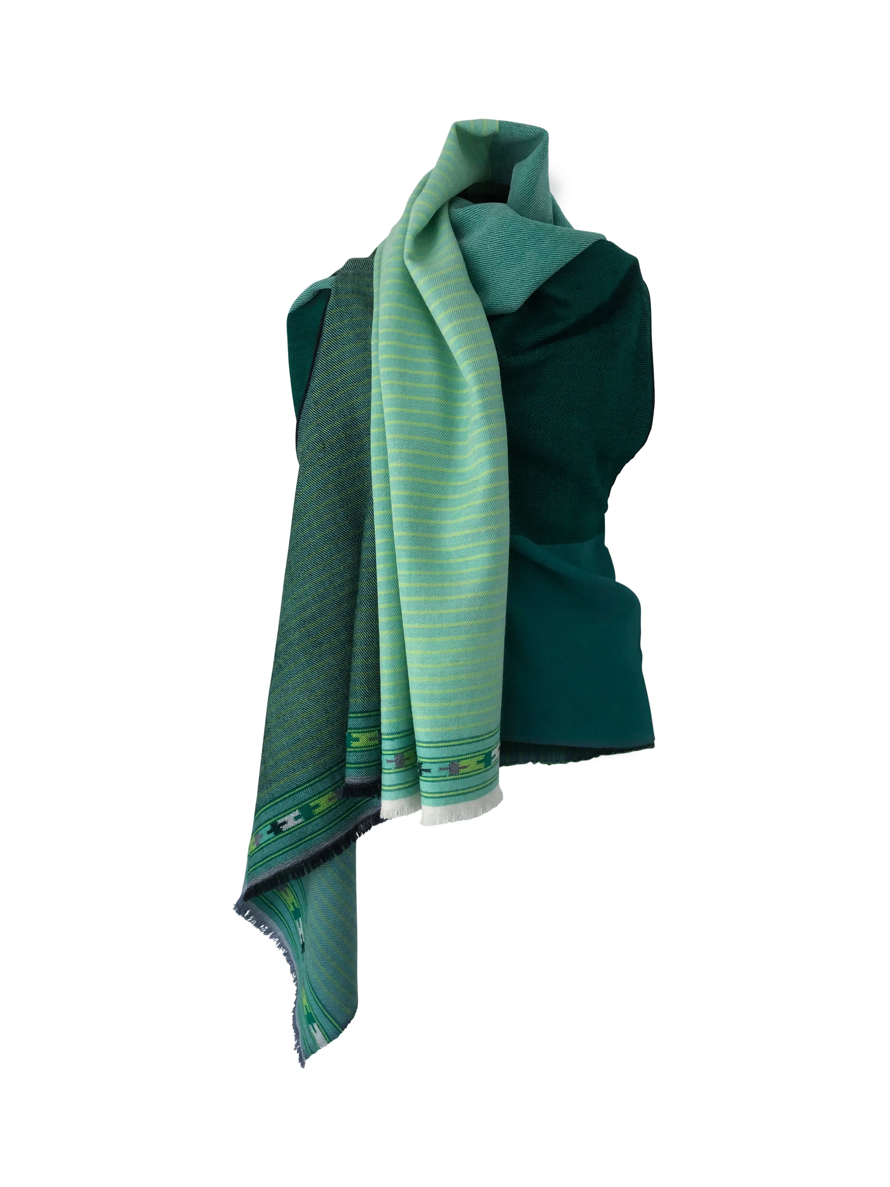 JULAHAS  Light Wool Cape Fusion Green Plus